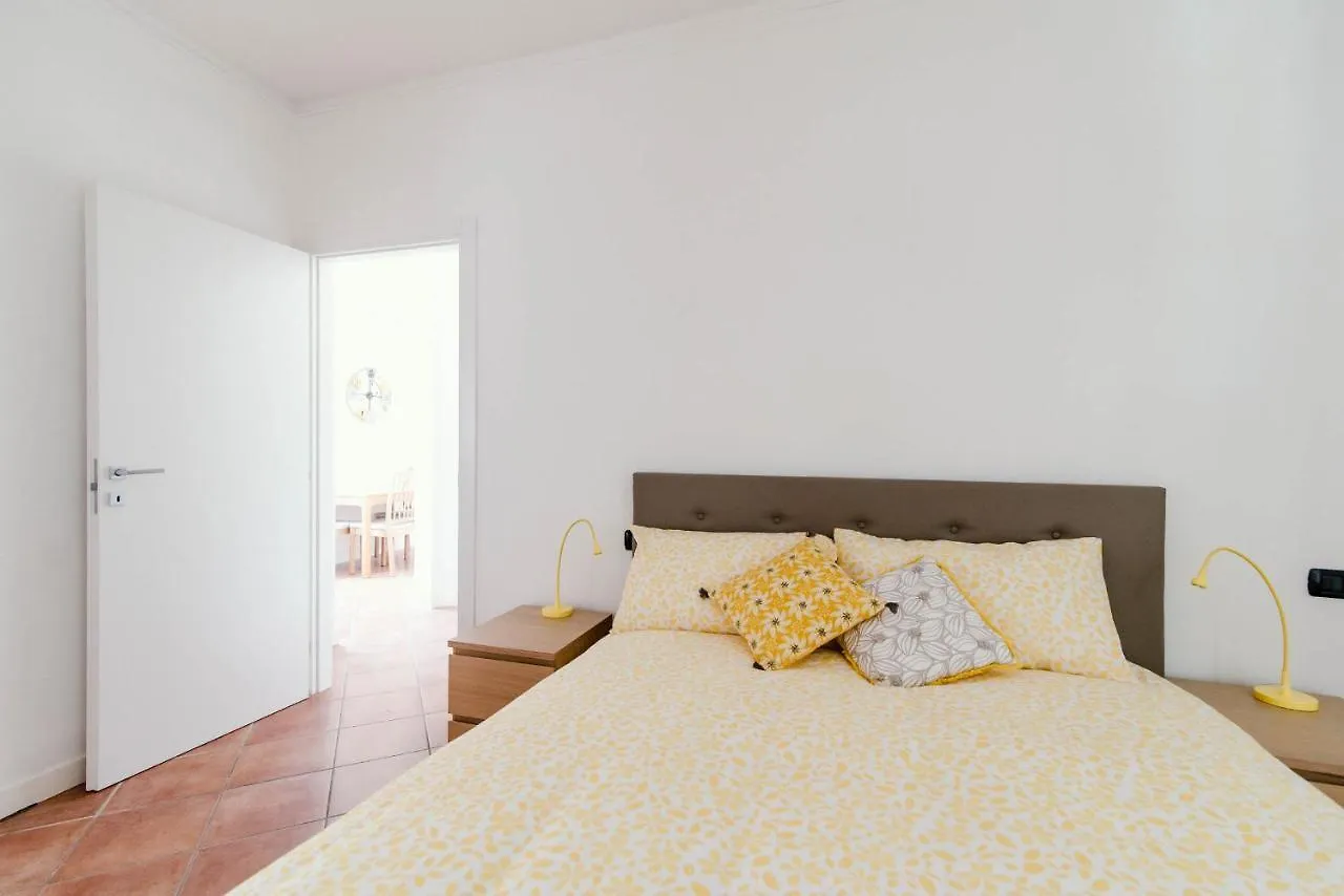 Sunny Lake Cernobbio Apartment