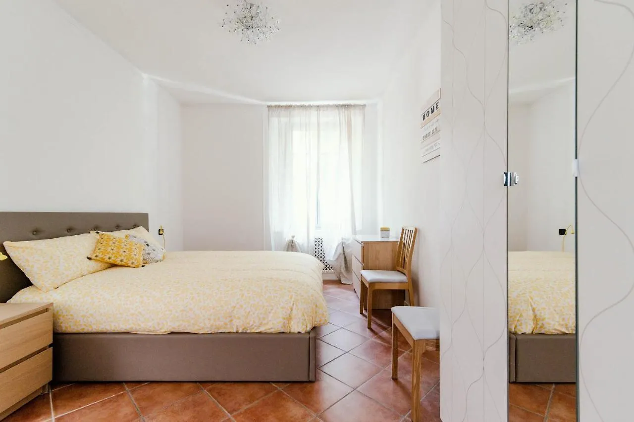 Sunny Lake Apartment Cernobbio Italy